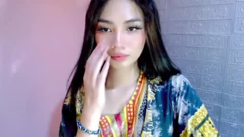 Clara online show from January 23, 8:15 am