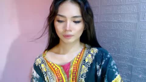 Clara online show from March 3, 3:53 pm