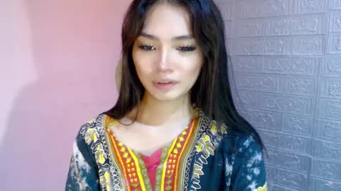 Clara online show from March 5, 1:50 pm