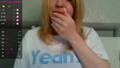 urbadkitty online show from March 10, 6:38 am