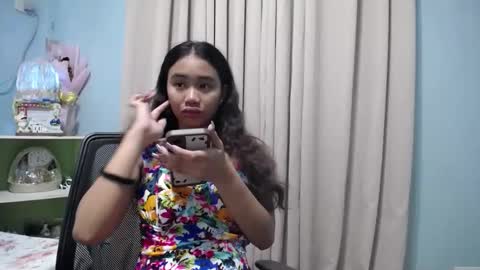 Urbbgurl lynxx  online show from September 11, 4:12 am