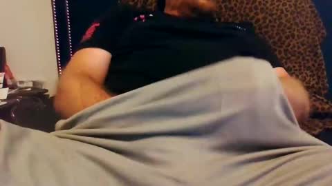 Snapshot of urbigfun chatting on September 23, 2:09 pm YBF online show from September 23, 2:09 pm