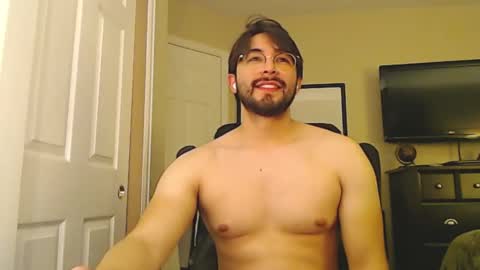 Love ur Marshmellow online show from November 23, 4:45 am