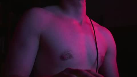 urboytoy_512 online show from July 24, 5:44 pm