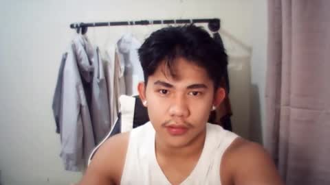 Snapshot of urcutie_asianboy chatting on March 15, 9:26 am KEN online show from March 15, 9:26 am
