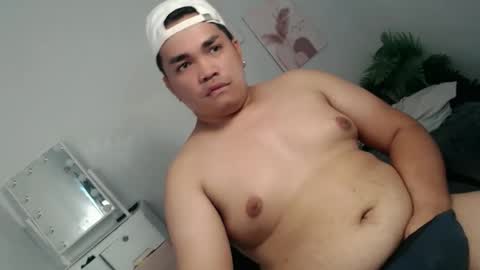 ure_fattytoy143 online show from February 12, 6:19 am