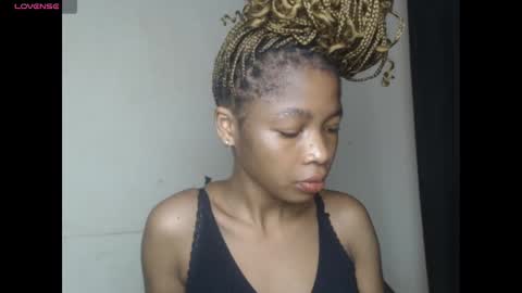 Snapshot of urflirtydoll chatting on January 19, 8:19 pm urflirtydoll online show from January 19, 8:19 pm