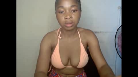 Snapshot of urflirtydoll chatting on March 4, 4:17 am urflirtydoll online show from March 4, 4:17 am