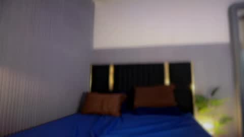 Snapshot of urgirl_nyx chatting on July 24, 1:25 am N Y X online show from July 24, 1:25 am