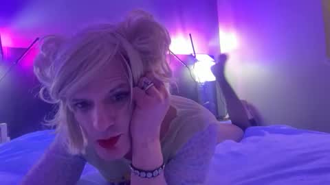 Snapshot of urgrlkandalee chatting on January 18, 11:47 am urgrlkandalee online show from January 18, 11:47 am