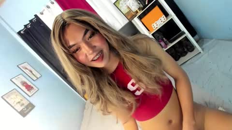 Snapshot of urhot_fcking_zoey chatting on March 10, 4:28 am zoey noir online show from March 10, 4:28 am