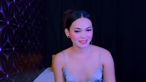 Snapshot of urhot_maxine chatting on July 17, 10:55 am urhot_maxine online show from July 17, 10:55 am
