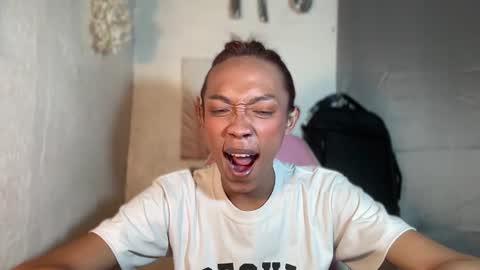 itsjayjay online show from May 31, 9:49 am