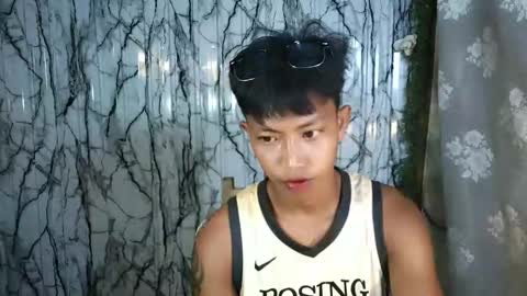 urhotfucker_fred online show from April 2, 7:28 am