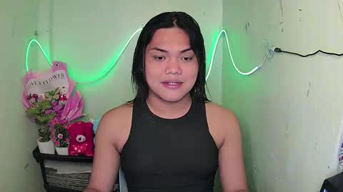 urhottie_bella online show from September 15, 9:15 pm