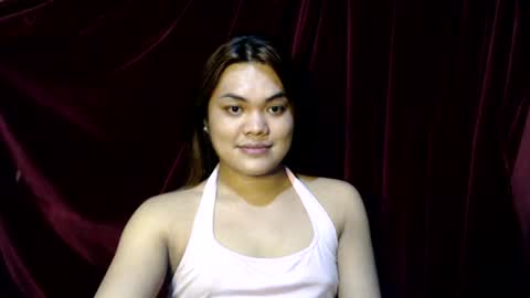 Snapshot of urhottie_bella chatting on June 14, 10:50 am urhottie_bella online show from June 14, 10:50 am