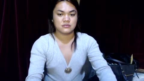 Snapshot of urhottie_bella chatting on June 15, 8:22 pm urhottie_bella online show from June 15, 8:22 pm