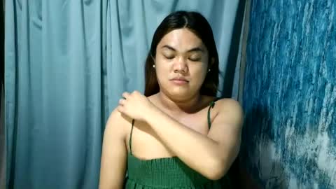 Snapshot of urhottie_bella chatting on June 29, 10:32 pm urhottie_bella online show from June 29, 10:32 pm
