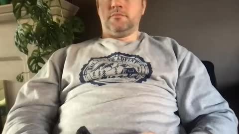 Snapshot of urhungdaddy8 chatting on November 26, 10:16 am Hung Daddy online show from November 26, 10:16 am