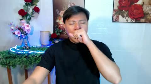 Snapshot of urhunky_ivan chatting on July 13, 4:43 pm urhunky_ivan online show from July 13, 4:43 pm