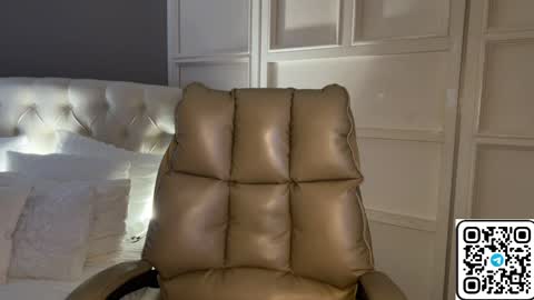 Kristina online show from April 10, 1:11 am