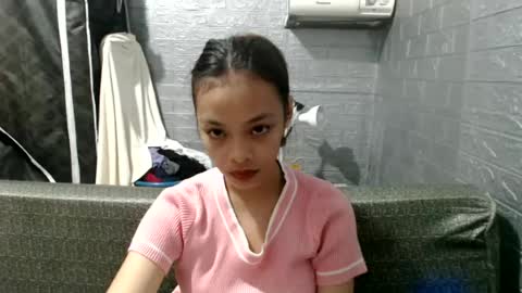 Snapshot of urlovely_yang03 chatting on July 1, 4:29 pm juliana online show from July 1, 4:29 pm