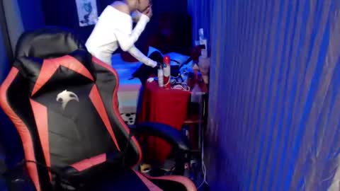 Snapshot of urlovelychinita chatting on January 11, 1:06 am urlovelychinita online show from January 11, 1:06 am