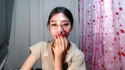 urloverjasmine_xx online show from May 9, 6:24 pm