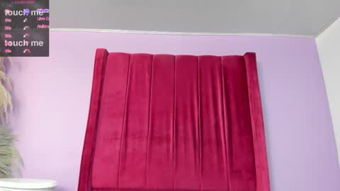 Love online show from April 5, 9:34 pm