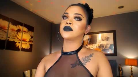 UrMajestyTyra online show from March 7, 2:30 am