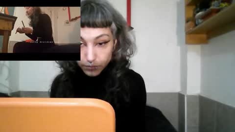 Urmeiga online show from December 22, 6:38 pm