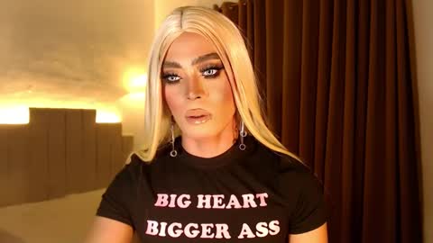 Snapshot of urnauthy_ciliaxxx chatting on February 4, 11:16 am cecilia online show from February 4, 11:16 am