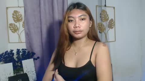 urpinay_sandra69 online show from March 29, 10:15 am
