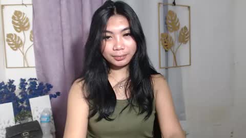urpinay_sandra69 online show from April 3, 3:10 pm