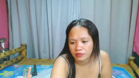 urpinay_singlemother online show from March 18, 9:51 pm