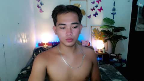 urpinoy_cummer online show from May 31, 5:15 am