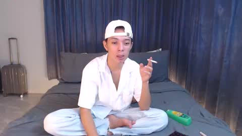 Mel online show from January 20, 2:43 am