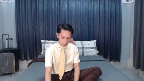 Mel online show from February 12, 12:37 am