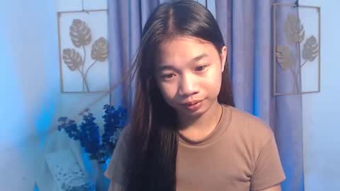 JUST CALL ME LLANA online show from February 21, 4:35 am