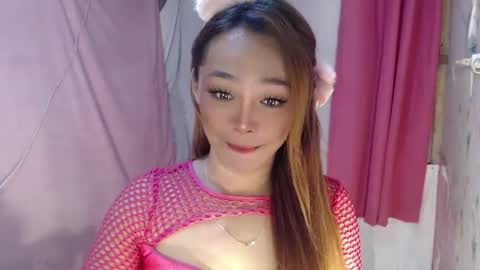 TYRA online show from November 6, 8:48 am