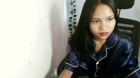 Snapshot of ursexyfantasy19 chatting on June 13, 5:16 am ursexyfantasy19 online show from June 13, 5:16 am
