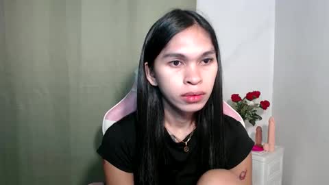 ursweet_zeviixx online show from October 3, 12:02 pm