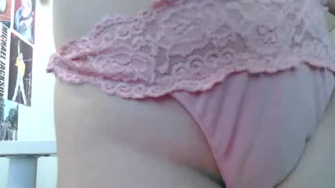 Ursweetclassygirl online show from October 25, 8:47 pm