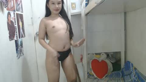 Ursweetclassygirl online show from June 30, 9:38 pm