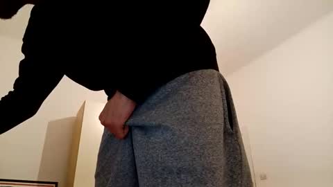 ursweetdreamx online show from February 22, 9:35 pm