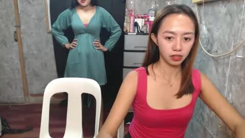 ursweetpinky online show from April 25, 12:24 am