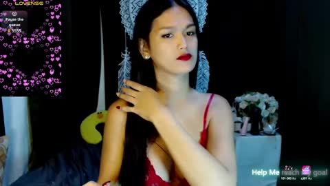 Snapshot of urthai_hotfilipinax chatting on December 24, 11:33 pm angel online show from December 24, 11:33 pm