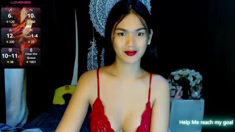 Snapshot of urthai_hotfilipinax chatting on December 31, 11:06 pm angel online show from December 31, 11:06 pm