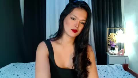 Snapshot of urthai_hotfilipinax chatting on September 21, 10:44 pm angel online show from September 21, 10:44 pm