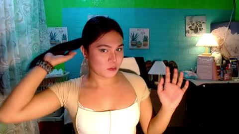 YOURGIRLCAMILLA online show from November 30, 4:11 pm